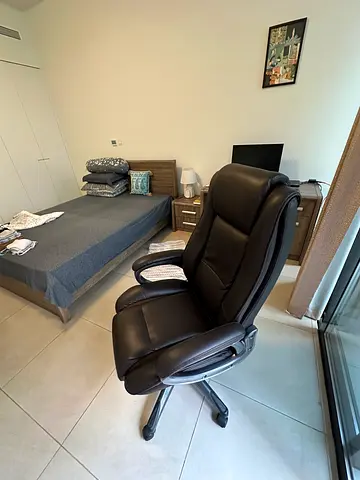 Comfortable and Classy Dark Brown Office Chair