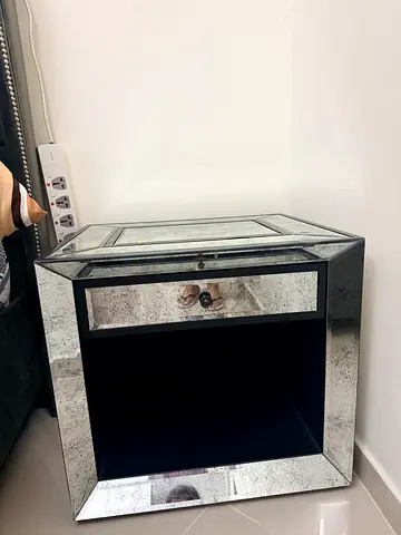 Elegant Mirrored Bedside Table (1nos)