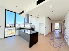 Huge Layout / brand new / prime location 140K