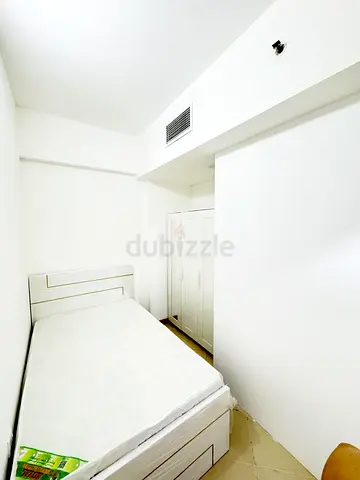 SINGLE | CLEAN | QUITE PLACE | NEXT TO METRO