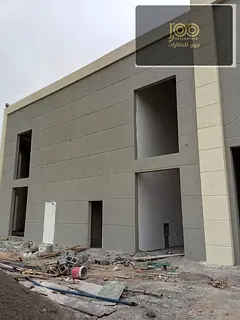 Warehouse for rent in Emirates Modern Industrial Area (Umm Al Durra). Total area 13,100 sq ft with 5