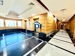 CHILLER FREE OPEN SPACE OFFICE PRIME LOCATION EXELENT FINISHING FULLY COMMIRCIAL BUILDING .