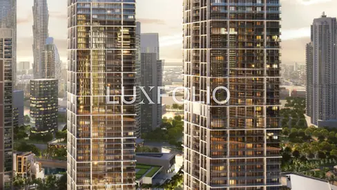 Canal View | Mid Floor | Corner Unit