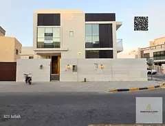 A distinctive corner villa for sale in Al-Haliou 2, a rare find with a 17-meter frontage, 5 master b