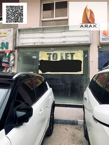 🏪 محل تجاري للإيجار في الراشدية 3 – موقع حيوي داخل بناية سكنية | فرصة استثمارية مميزة