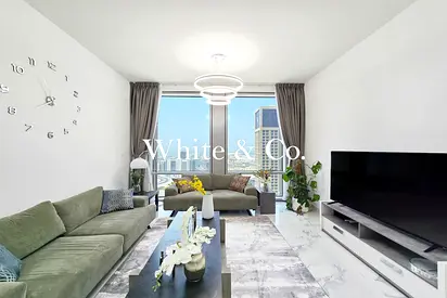 Vacant | High Floor | Canal View