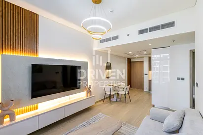 Spacious Unit | Fully Furnished | Community View