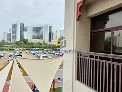 Huge Corner 4 BHK with Maid's + Store all en-suite bathroom Closed Kitchen Skyline View