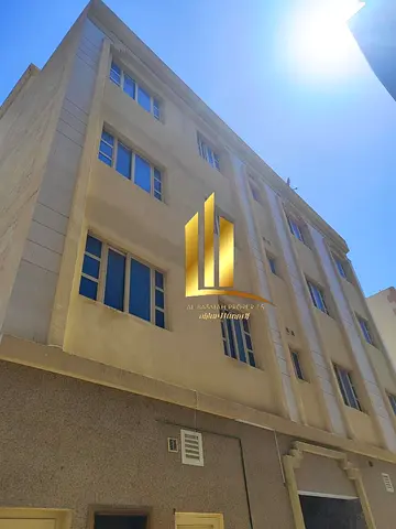 بناية للبيع في الشارقة منطقة مويلح التجارية تملك مواطنين وخليجيين فقط