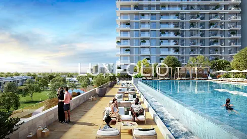 Hand Over Soon | Vacant | Golf Living