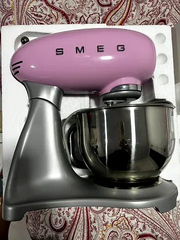 SMEG Stand Mixer - Vintage Pink