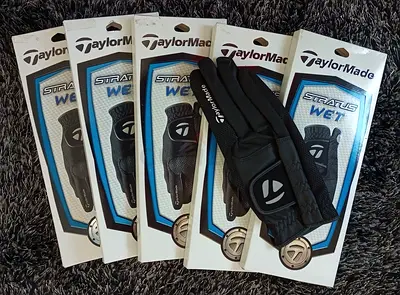 Taylormade Golf Gloves (Brand New)