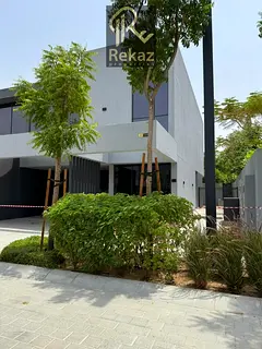 LANDESCAPED I CORNER I MAJLIS I READY I NEW