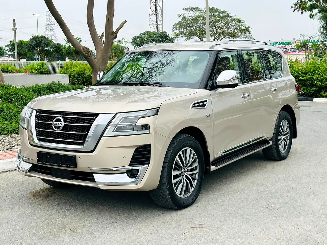 Nissan Patrol 2021 — photo 1 of 20