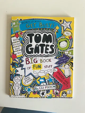 Tom Gates Big Book of Fun Stuff