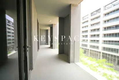 Prestigious Luxury Residence | Highly Desirable Metropolitan Address | Resale