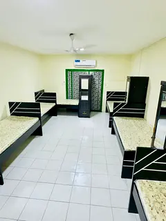 Executive bed space available in Karama Center