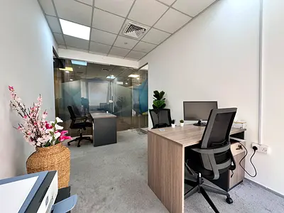 Office space | Bills Included | Near Metro