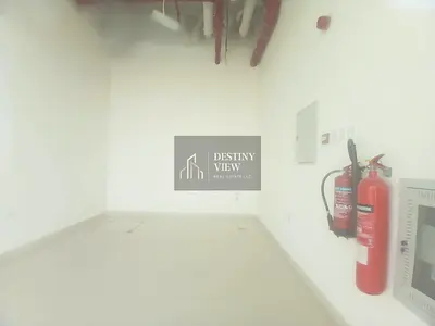 Commercial Shop for Rent | 400 Sqft | Old Muwaileh | 45K