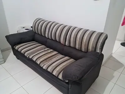 Comfortable 3-Seater and 1 seater Sofa in Striped Fabric