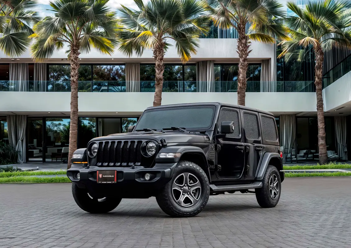 Jeep Wrangler Unlimited 2023 — photo 1 of 13