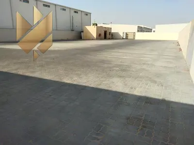 حوطه بالصناعيه 18 - مساحة 40 الف قدم - سعر القدم 22