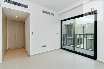 ELEGANT 3 BR VILLA + MAID | PRIVATE GARDEN | BRIGHT AND SPACIOUS