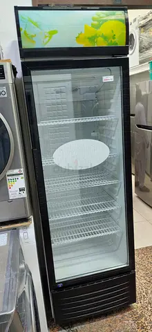 Gernal tec brand chiller like new condition  perfect working more details contact me