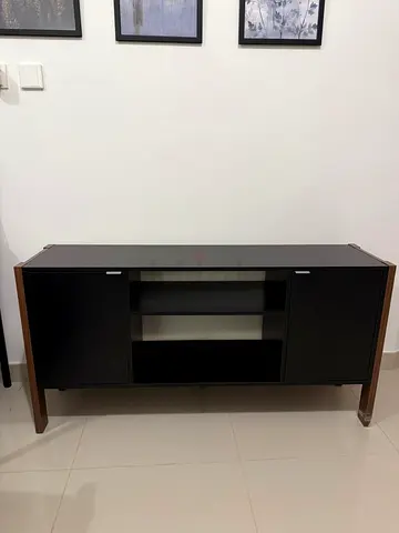 Tv table