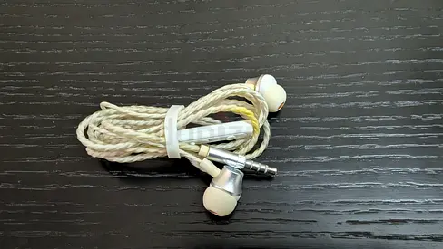 Wired Earphones with 3.5mm Jack