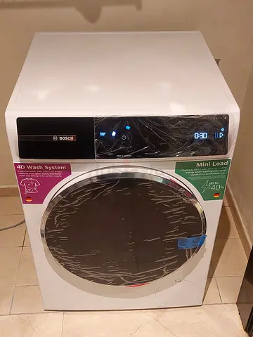 BOSCH Series 8 Model 9 kg Washing Machine With WiFi Smart Technology White