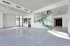 Drivers Room | VACANT MAY| Prime Location