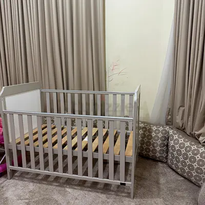 Modern Baby Crib for Sale