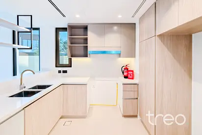 Corner Plot | Near Amenities | Landscaped