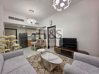 غرفة نوم واحدة في الطابق العلوي | مفروشة | إطلالات متعددة على الأفق