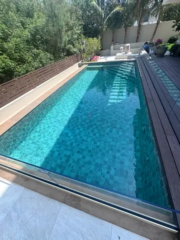 Swimming Pool Cleaning  Maintenance Services