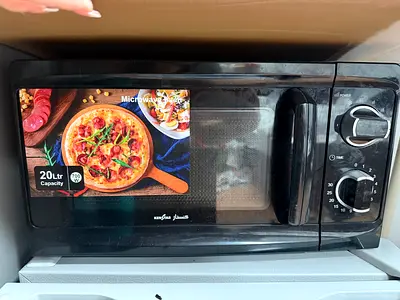 20L Black Microwave Oven - Manual Dials, Working Condition