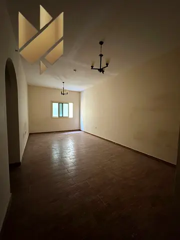 اطلاله مفتوحه+موقع مميز قريب من جميع الخدمات