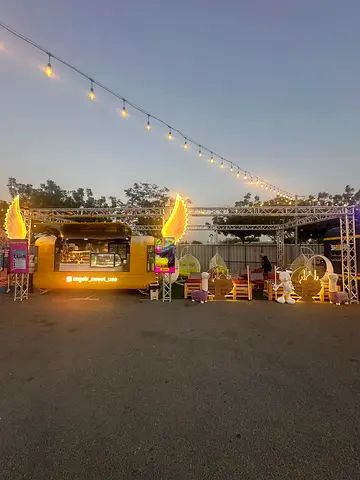 Mobile Food Trailer with Custom Setup