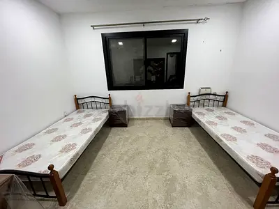 Room for rent at burdubai Mankool 2 executive Bachelor’s