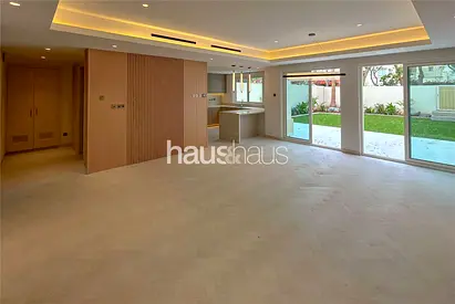 Fully Upgraded | Extended | Vacant