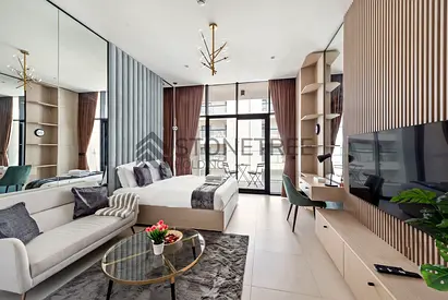 12 CHEQUES | Modern Studio | Near Metro
