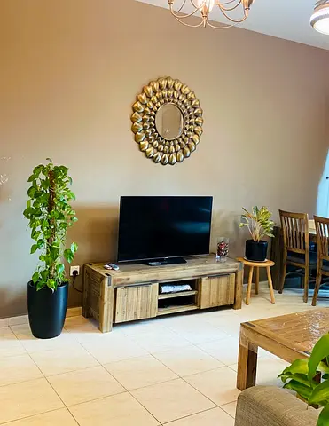 Tv unit United Furniture