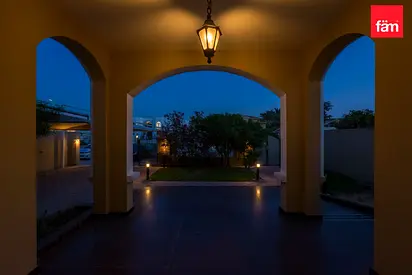 Classic Luxury 5br Villa | Elevator | Prime Locati