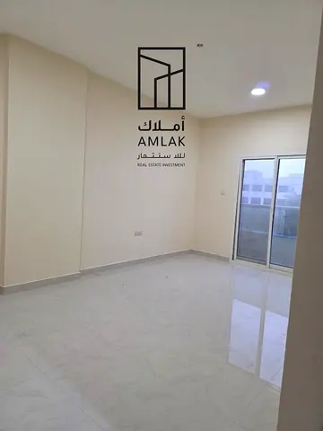 غرفة وصالة + حمّامين | البستان – بالقرب من محطة حافلات عجمان