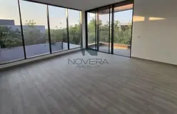 Freehold | greenery| corner unit| big size | Robinia