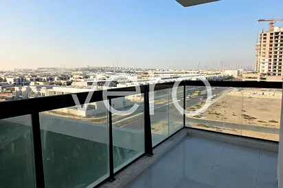 Big Layout I Community View I Vacant Unit