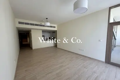Canal View | Spacious | Vacant