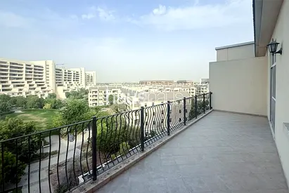 Motivated Landlord | Mid Floor | Unfurnished