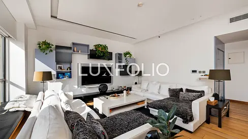 Vacant | Newly Renovated | Marina Views